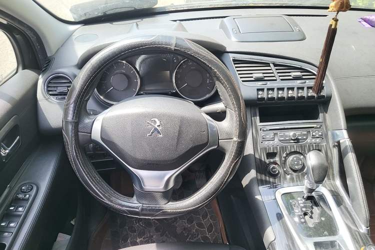 Used Peugeot 3008 2013 1.6THP Automatic Prestige Edition Steering Wheel