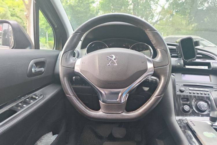 Used Peugeot 3008 2013 2.0L Automatic Trend Edition Steering Wheel