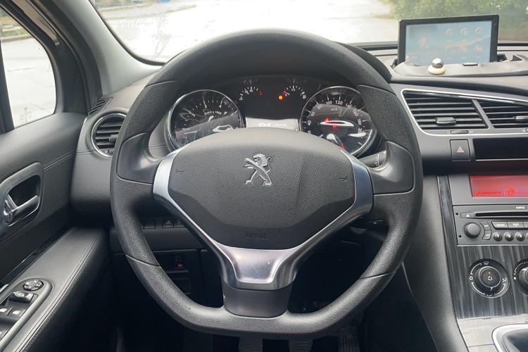 Used Peugeot 3008 2013 2.0L Manual Classic Edition Steering Wheel