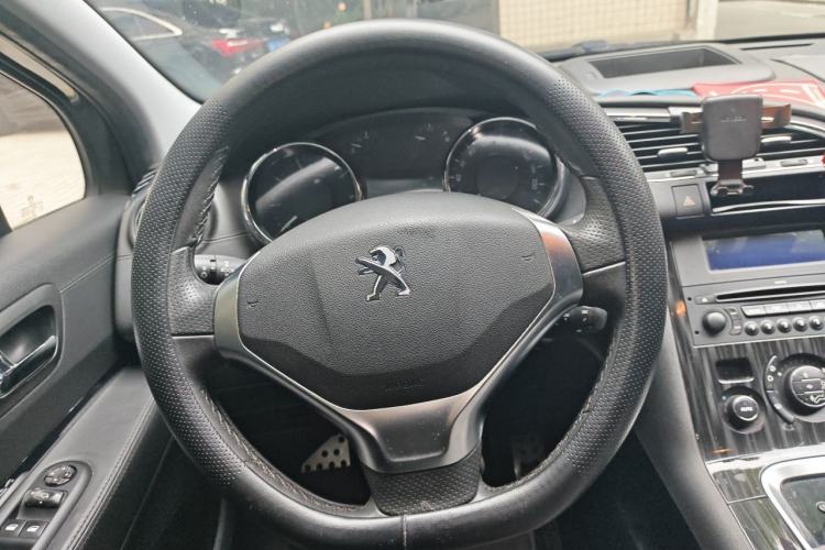 Used Peugeot 3008 2013 1.6THP Automatic Trend Edition Steering Wheel