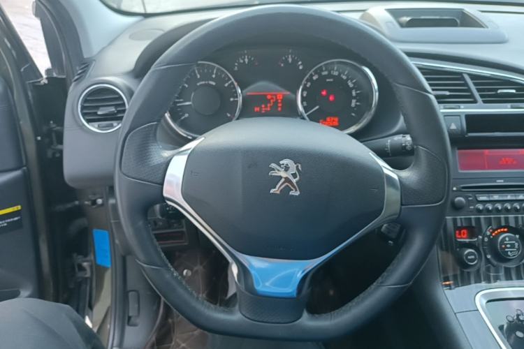 Used Peugeot 3008 2013 2.0L Automatic Trend Edition Steering Wheel