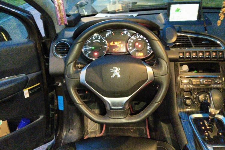Used Peugeot 3008 2013 1.6THP Automatic Prestige Edition Steering Wheel
