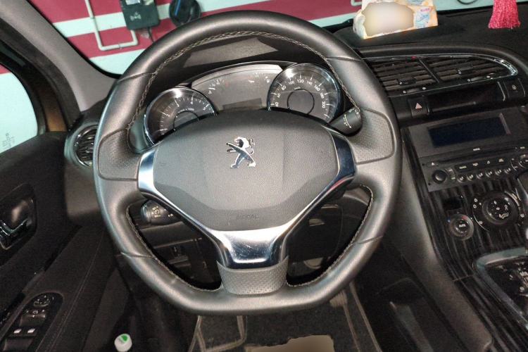 Used Peugeot 3008 2013 2.0L Automatic Trend Edition Steering Wheel