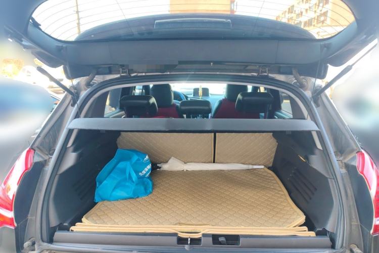 Used Peugeot 3008 2013 2.0L Automatic Trend Edition Trunk