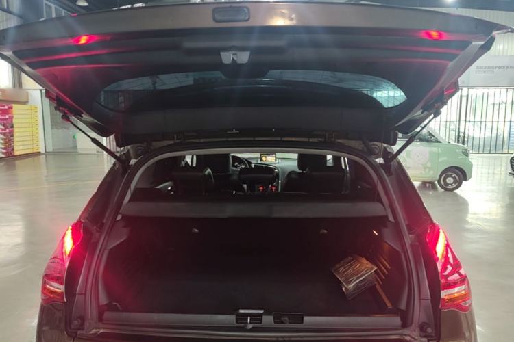 Used Peugeot 3008 2013 1.6THP Automatic Prestige Edition Trunk
