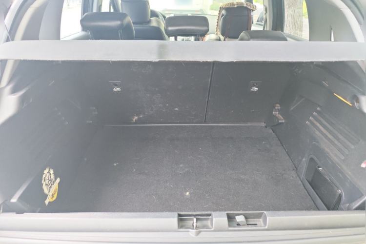 Used Peugeot 3008 2013 2.0L Automatic Trend Edition Trunk