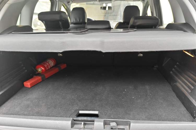 Used Peugeot 3008 2013 2.0L Manual Classic Edition Trunk