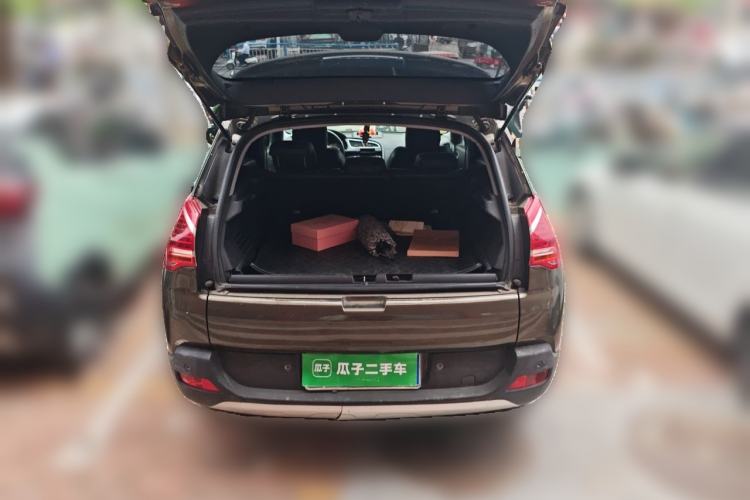 Used Peugeot 3008 2013 2.0L Manual Classic Edition Trunk