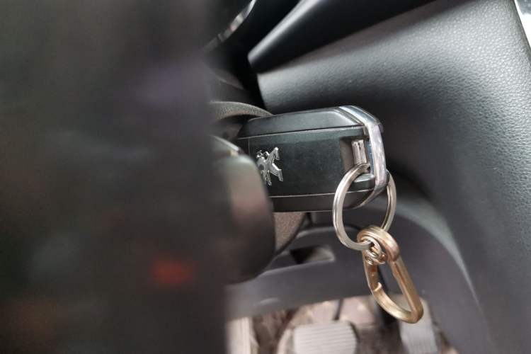 Used Peugeot 3008 2013 1.6THP Automatic Prestige Edition Vehicle Key