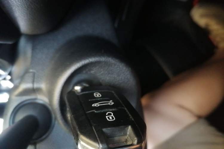 Used Peugeot 3008 2013 1.6THP Automatic Prestige Edition Vehicle Key