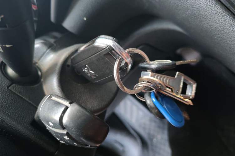 Used Peugeot 3008 2013 1.6THP Automatic Prestige Edition Vehicle Key