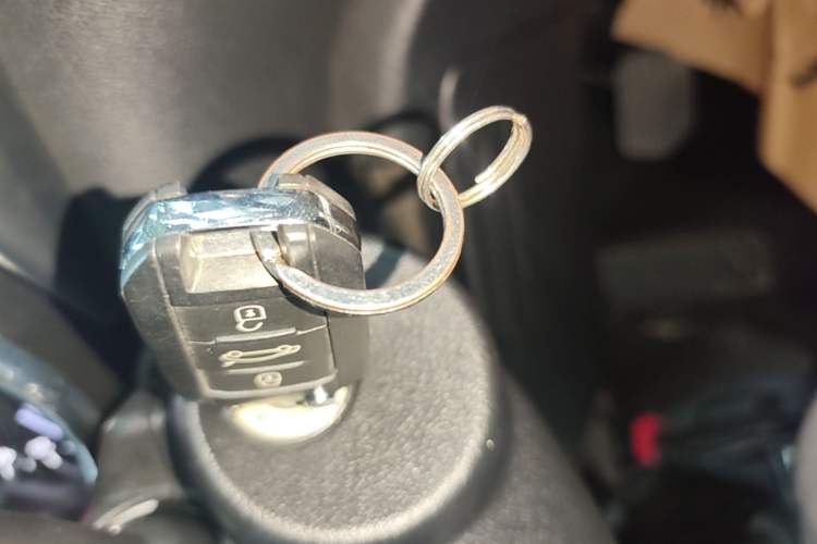 Used Peugeot 3008 2013 1.6THP Automatic Prestige Edition Vehicle Key