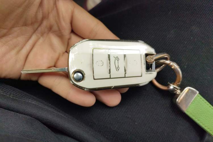 Used Peugeot 3008 2013 1.6THP Automatic Prestige Edition Vehicle Key