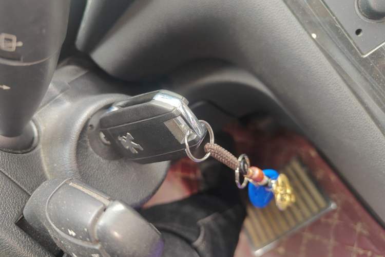 Used Peugeot 3008 2013 1.6THP Automatic Trend Edition Vehicle Key
