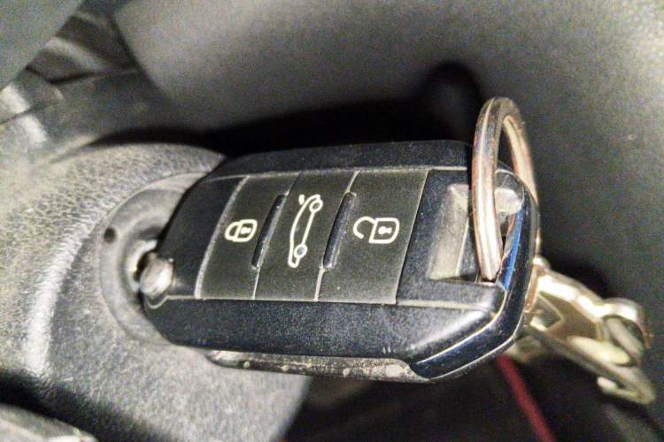 Used Peugeot 3008 2013 1.6THP Automatic Prestige Edition Vehicle Key