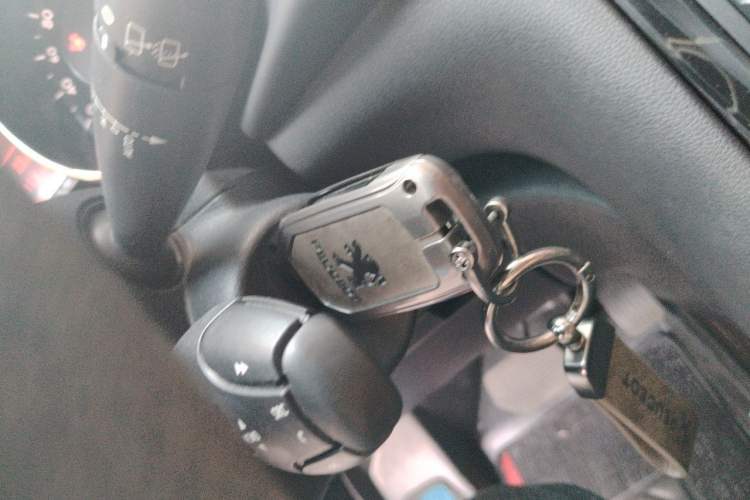 Used Peugeot 3008 2013 1.6THP Automatic Prestige Edition Vehicle Key