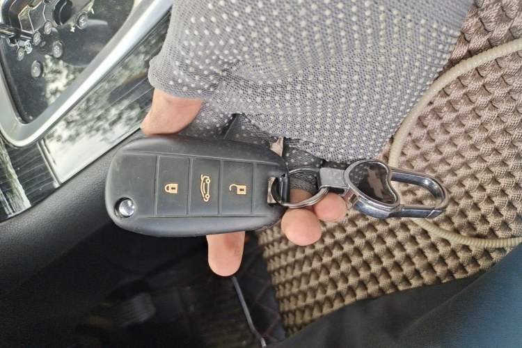 Used Peugeot 3008 2013 1.6THP Automatic Prestige Edition Vehicle Key