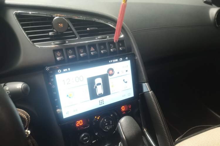 Used Peugeot 3008 2013 1.6THP Automatic Prestige Edition Audio And AC Panel
