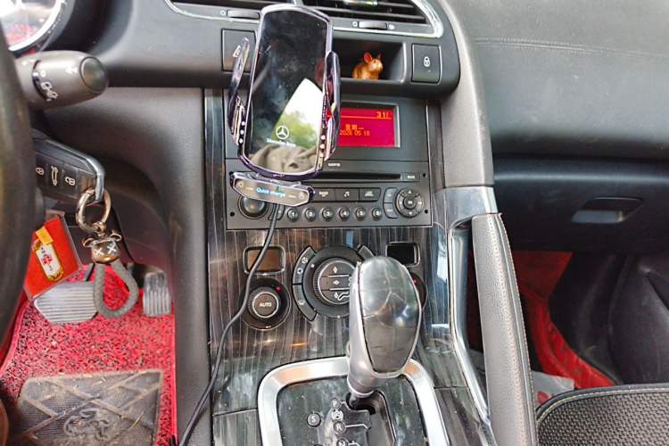 Used Peugeot 3008 2013 2.0L Automatic Trend Edition Audio And AC Panel