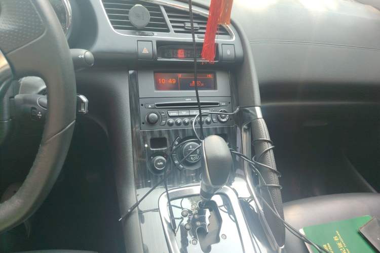 Used Peugeot 3008 2013 2.0L Automatic Trend Edition Audio And AC Panel