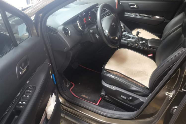Used Peugeot 3008 2013 1.6THP Automatic Prestige Edition Driver Seat