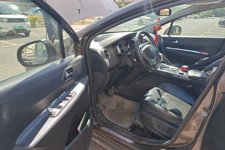 Used Peugeot 3008 2013 1.6THP Automatic Trend Edition Driver Seat