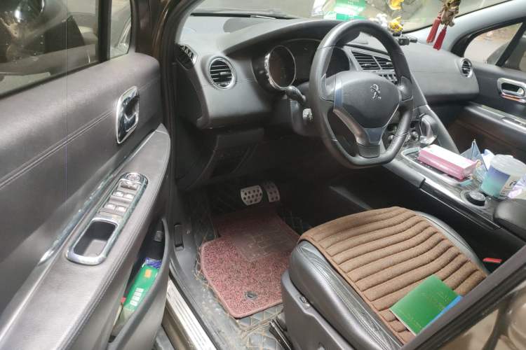 Used Peugeot 3008 2013 1.6THP Automatic Prestige Edition Driver Seat