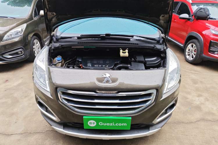 Used Peugeot 3008 2013 2.0L Automatic Trend Edition Engine Bay