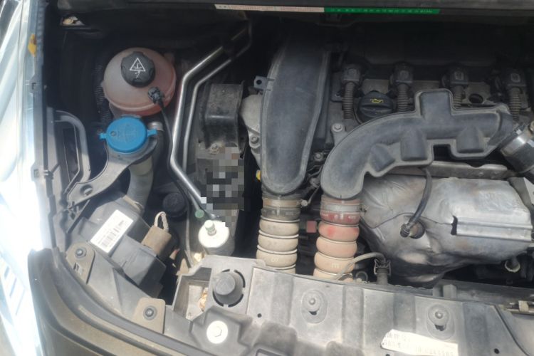 Used Peugeot 3008 2013 1.6THP Automatic Prestige Edition Engine Bay Right