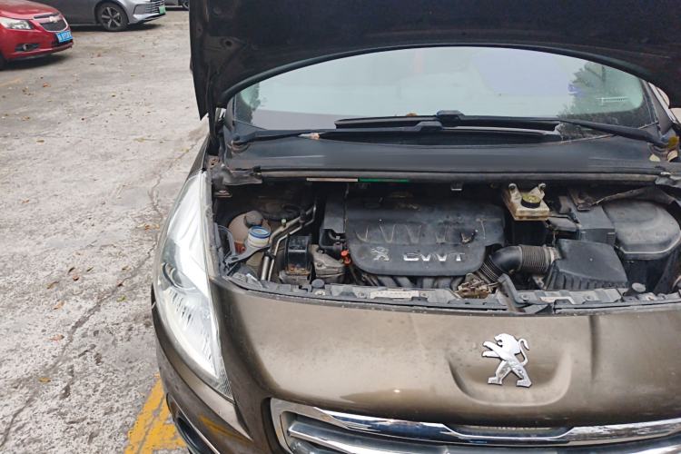 Used Peugeot 3008 2013 2.0L Automatic Trend Edition Engine Bay Right