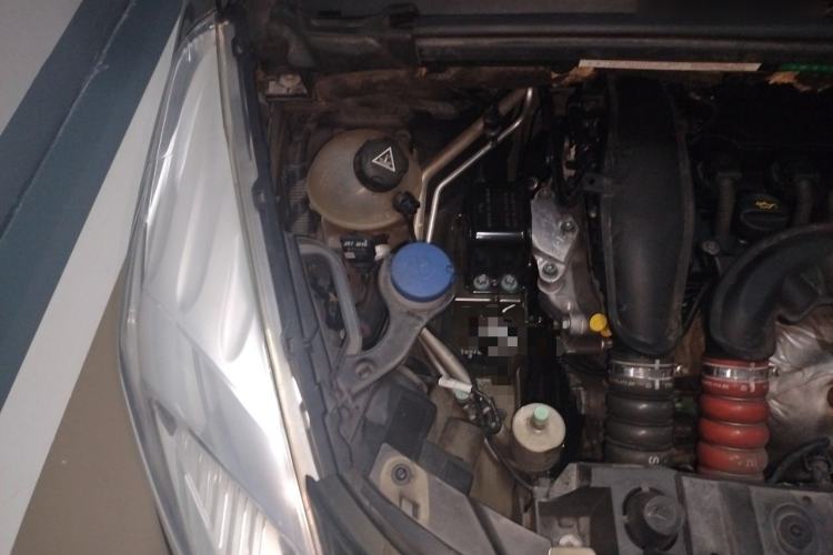 Used Peugeot 3008 2013 1.6THP Automatic Prestige Edition Engine Bay Right