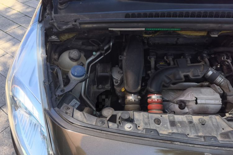 Used Peugeot 3008 2013 1.6THP Automatic Prestige Edition Engine Bay Right