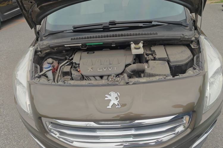 Used Peugeot 3008 2013 2.0L Automatic Trend Edition Engine Bay