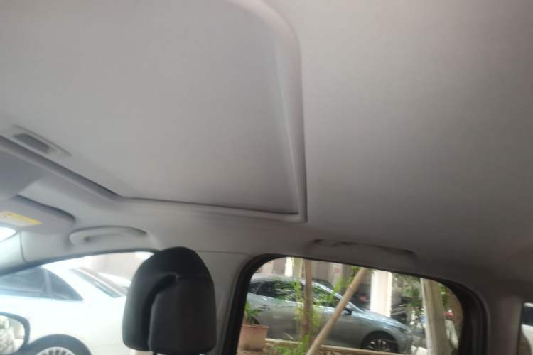 Used Peugeot 3008 2013 1.6THP Automatic Prestige Edition Headliner