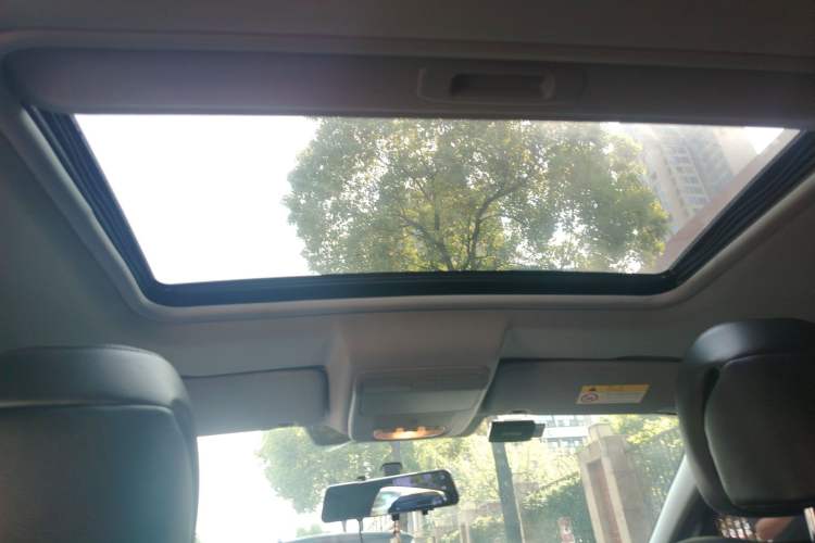Used Peugeot 3008 2013 2.0L Automatic Trend Edition Headliner