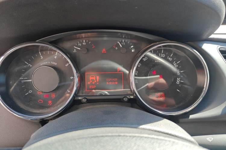 Used Peugeot 3008 2013 1.6THP Automatic Trend Edition Instrument Cluster