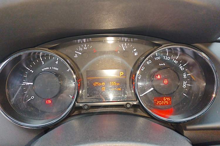 Used Peugeot 3008 2013 2.0L Automatic Trend Edition Instrument Cluster