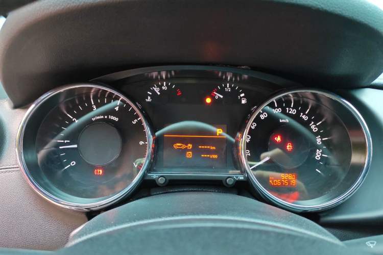 Used Peugeot 3008 2013 2.0L Automatic Trend Edition Instrument Cluster