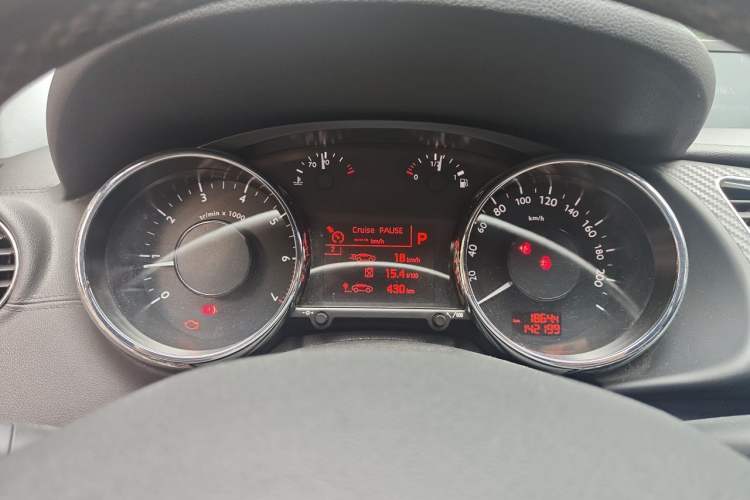 Used Peugeot 3008 2013 1.6THP Automatic Prestige Edition Instrument Cluster