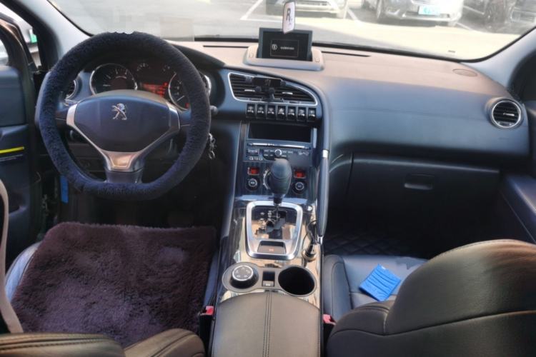 Used Peugeot 3008 2013 1.6THP Automatic Prestige Edition Interior 2