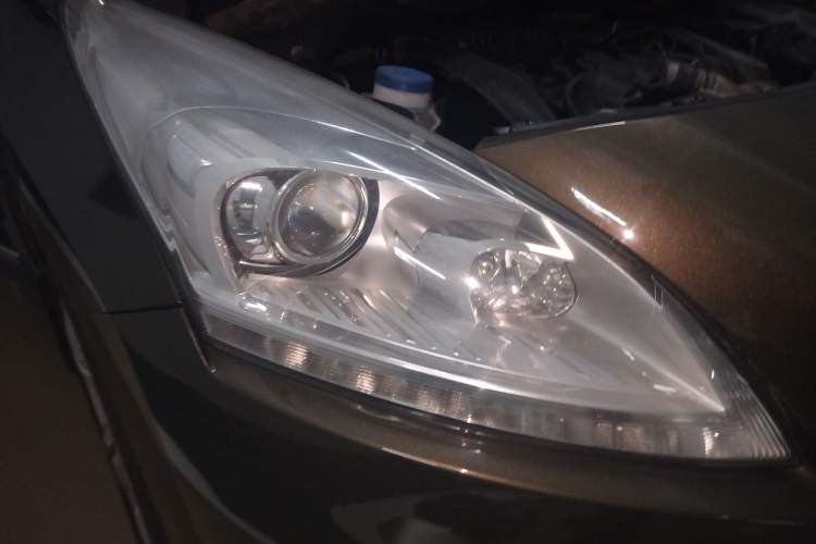 Used Peugeot 3008 2013 1.6THP Automatic Prestige Edition Right Front Headlight