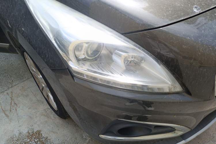 Used Peugeot 3008 2013 1.6THP Automatic Prestige Edition Right Front Headlight