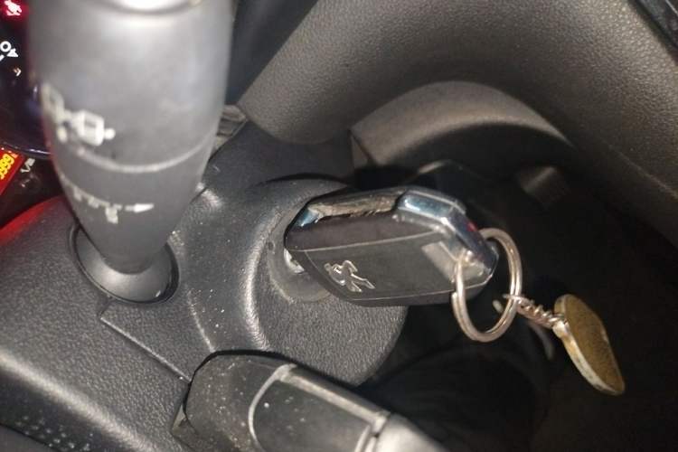 Used Peugeot 3008 2013 1.6THP Automatic Prestige Edition Vehicle Key