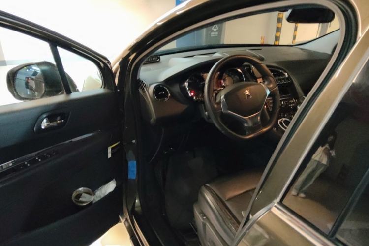 Used Peugeot 3008 2013 1.6THP Automatic Prestige Edition Driver Seat