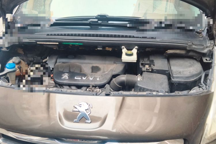 Used Peugeot 3008 2013 2.0L Automatic Trend Edition Engine Bay