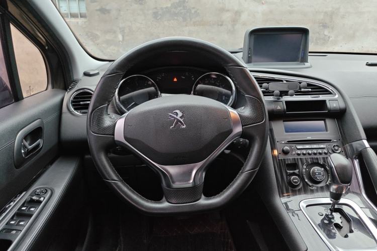 Used Peugeot 3008 2013 2.0L Automatic Trend Edition Steering Wheel