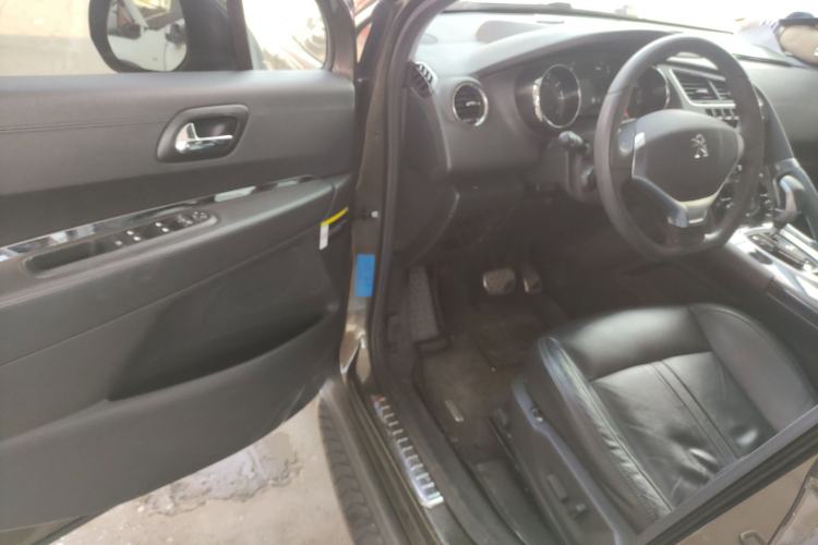 Used Peugeot 3008 2013 1.6THP Automatic Prestige Edition Driver Seat