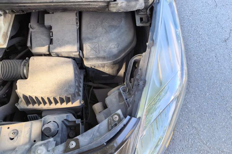 Used Peugeot 3008 2013 2.0L Automatic Trend Edition Engine Bay Left