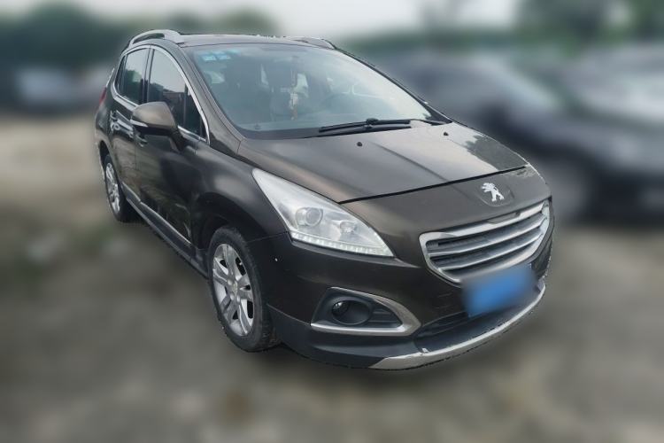 Used Peugeot 3008 2013 2.0L Automatic Trend Edition Front Right 45 Deg