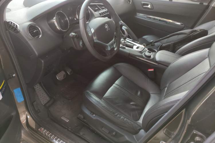 Used Peugeot 3008 2013 1.6THP Automatic Prestige Edition Left Front Seat